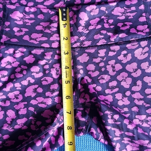 LULULEMON Leggings - Picture 14 of 16